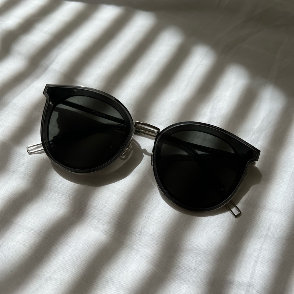 LIKE NEW Gentle Monster Merlynn-01 tinted round-frame sunglasses Authentic